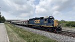 CSX 6025 leads the W001-19.